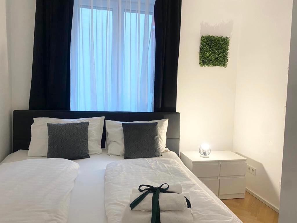 1St City La Opera Suites Viyana Dış mekan fotoğraf