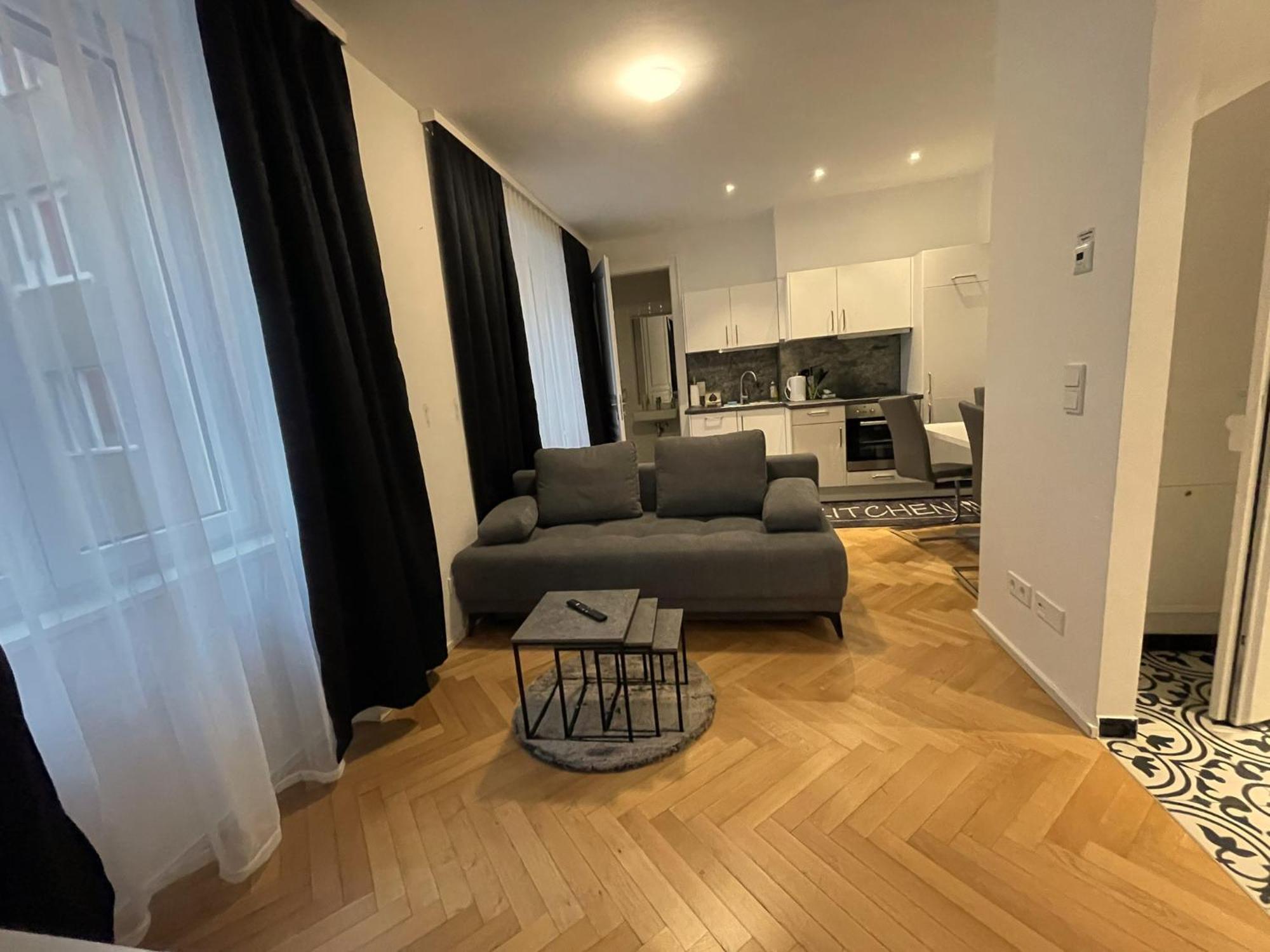 1St City La Opera Suites Viyana Dış mekan fotoğraf
