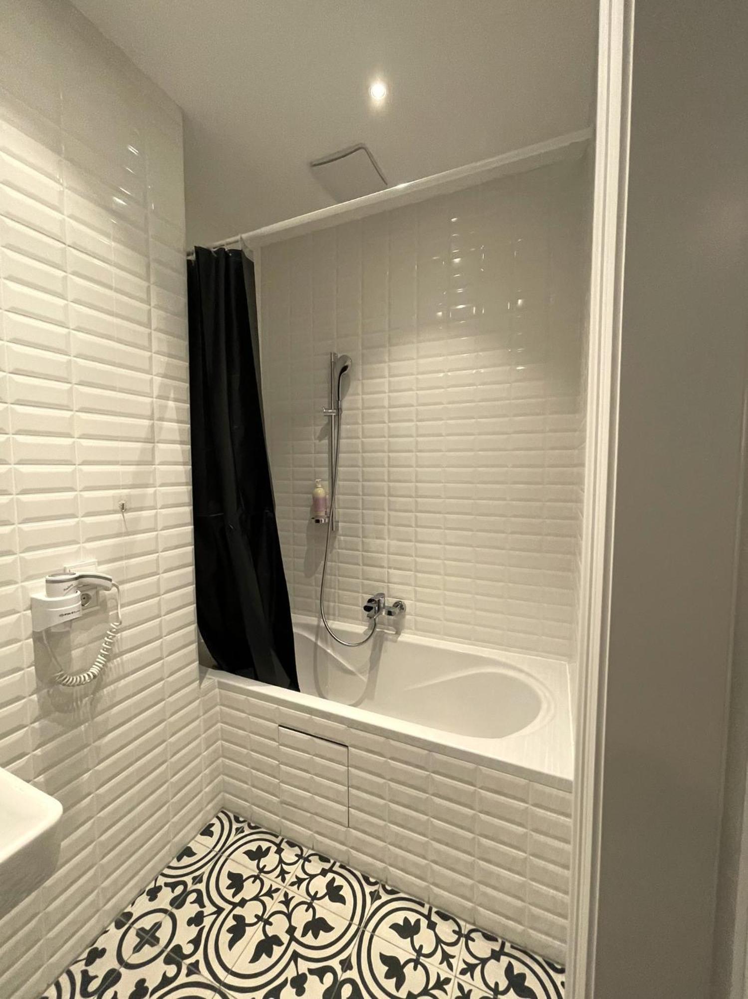 1St City La Opera Suites Viyana Dış mekan fotoğraf