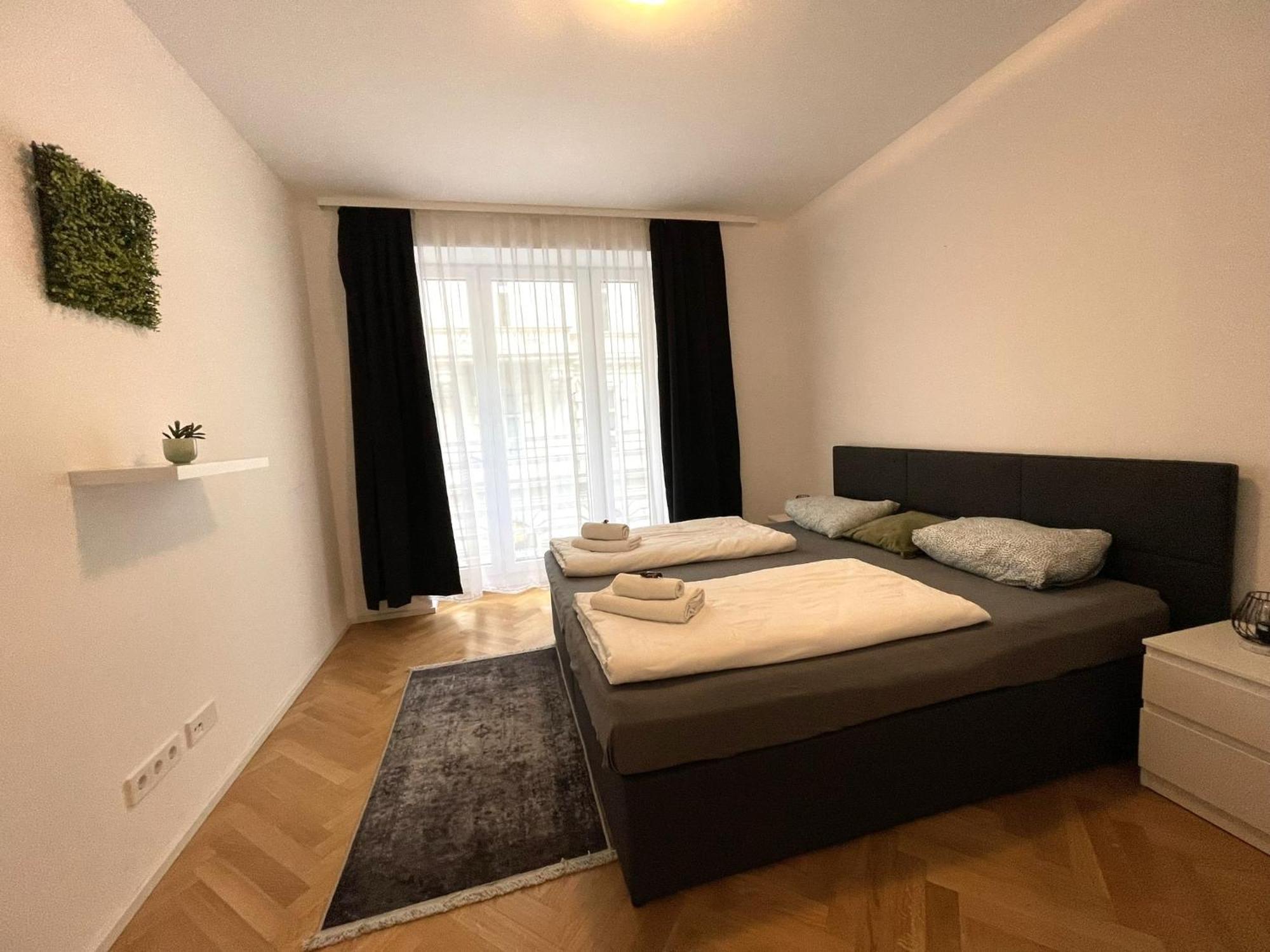 1St City La Opera Suites Viyana Dış mekan fotoğraf